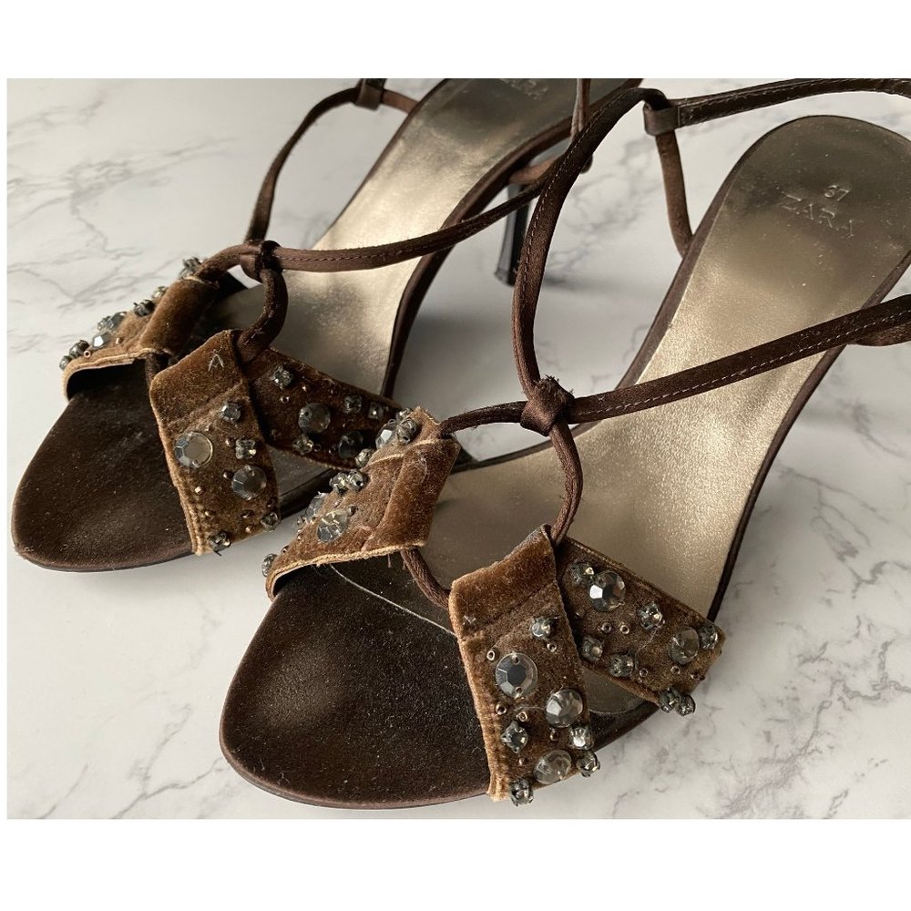 ZARA Vintage Y2K Brown Rhinestone Studded Strappy Sandals